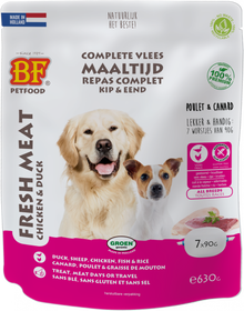 Verpakking Biofood vleesvoeding compleet kip&eend zak 7x90 g